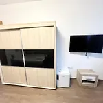 Elephant * 布加勒斯特