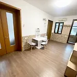 Elephant * 布加勒斯特